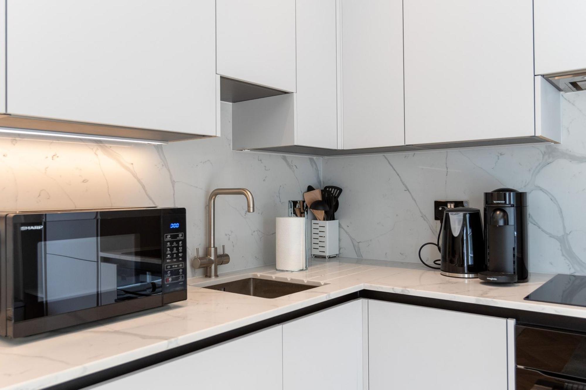 3 Bedroom Flat With Terrace In Central London Ngoại thất bức ảnh
